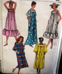 8066 EZ LOOSE YOKE HOUSE DRESS FLOUNCE/SLVS OR NOT PATTERN 18-20